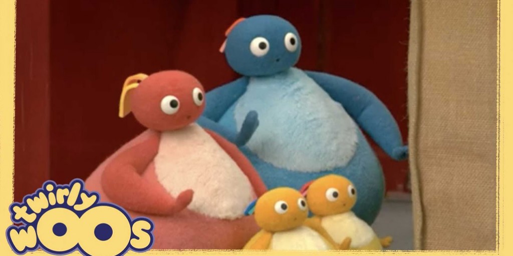 Twirlywoos - Connecting